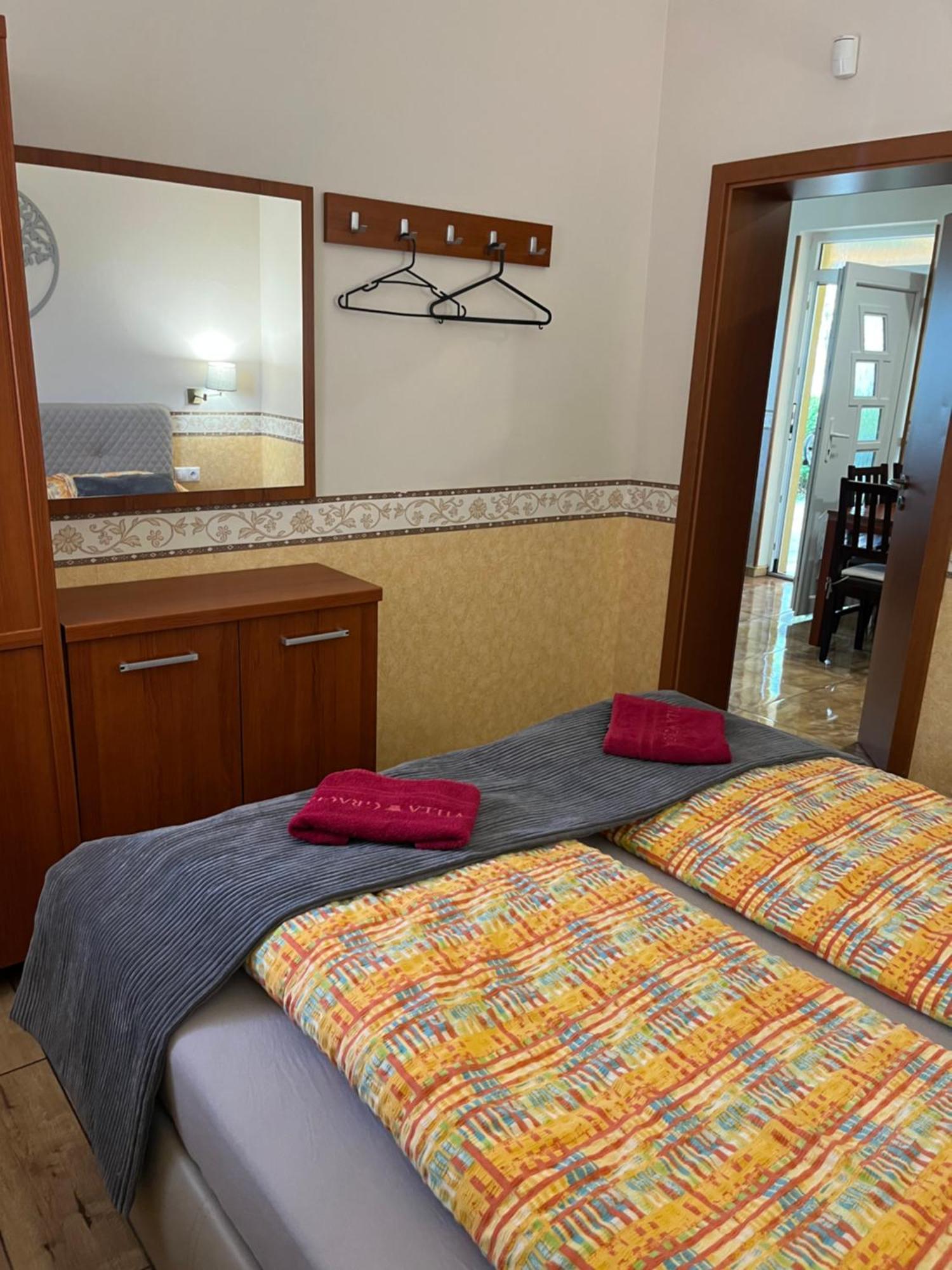 Villa Gracia Patince Luaran gambar