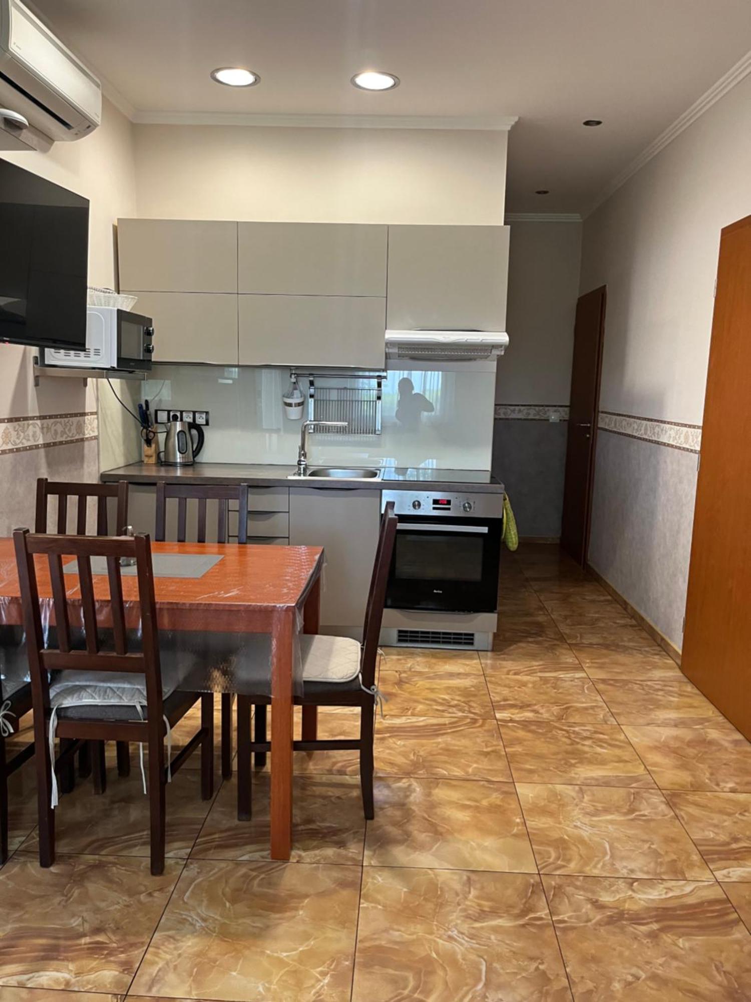 Villa Gracia Patince Luaran gambar