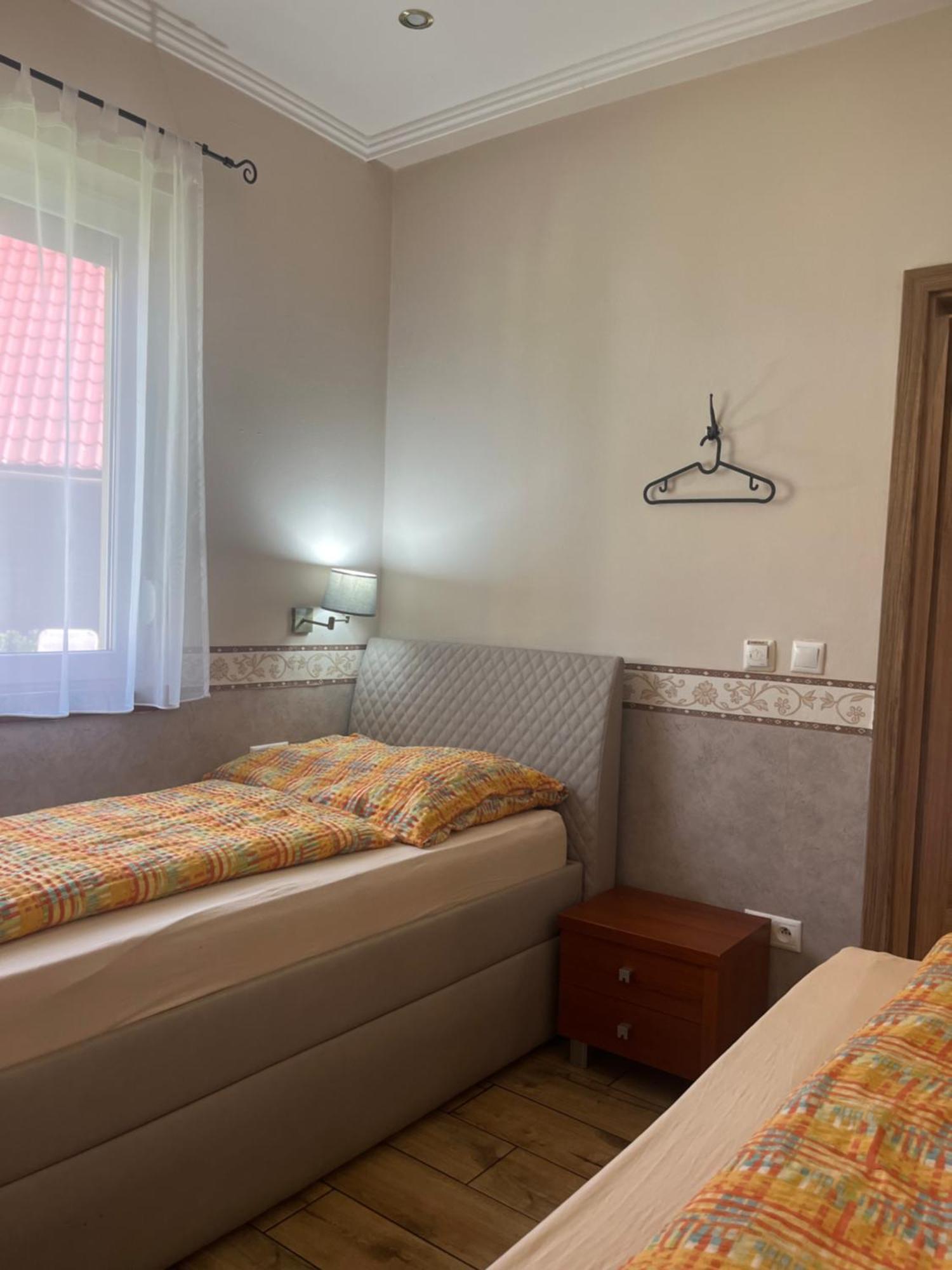 Villa Gracia Patince Luaran gambar