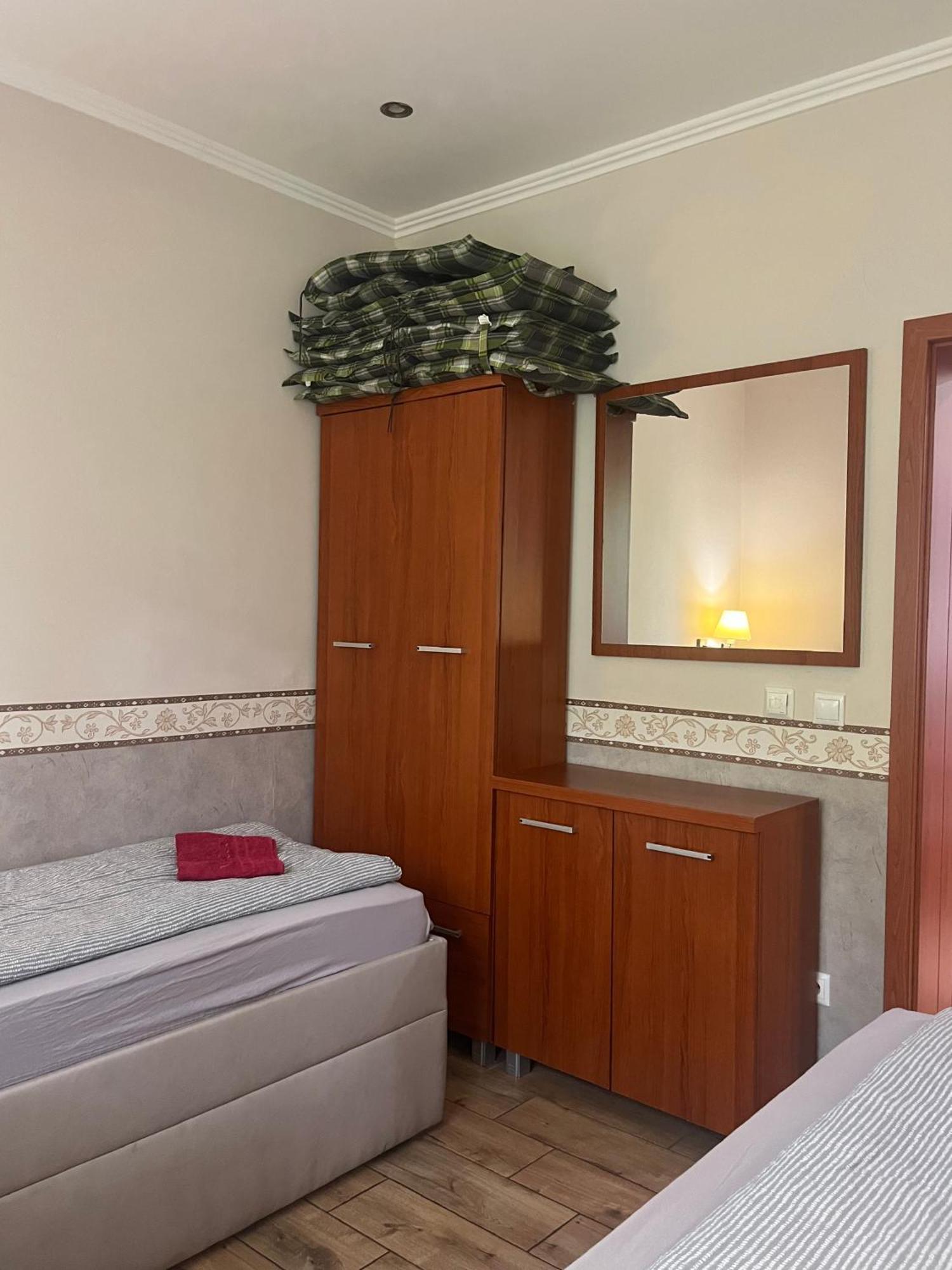 Villa Gracia Patince Luaran gambar